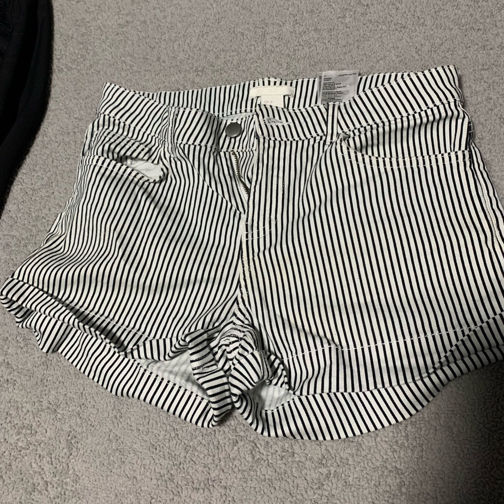 H&M shorts